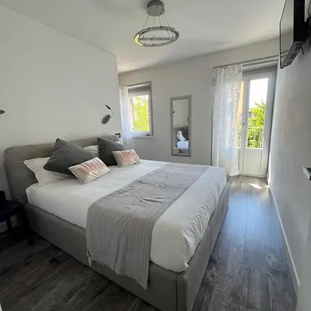 Caivano New Opening Guest house
